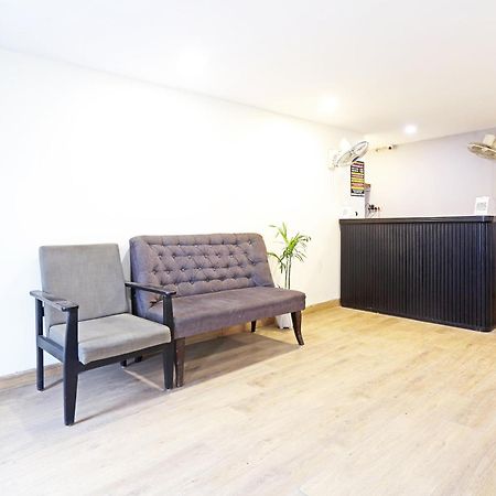 Hotel Twamev Residency Uttam Nagar Couple Friendly Delhi  Exteriör bild