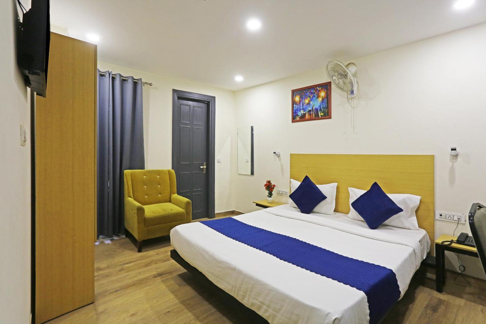 Hotel Twamev Residency Uttam Nagar Couple Friendly Delhi  Exteriör bild