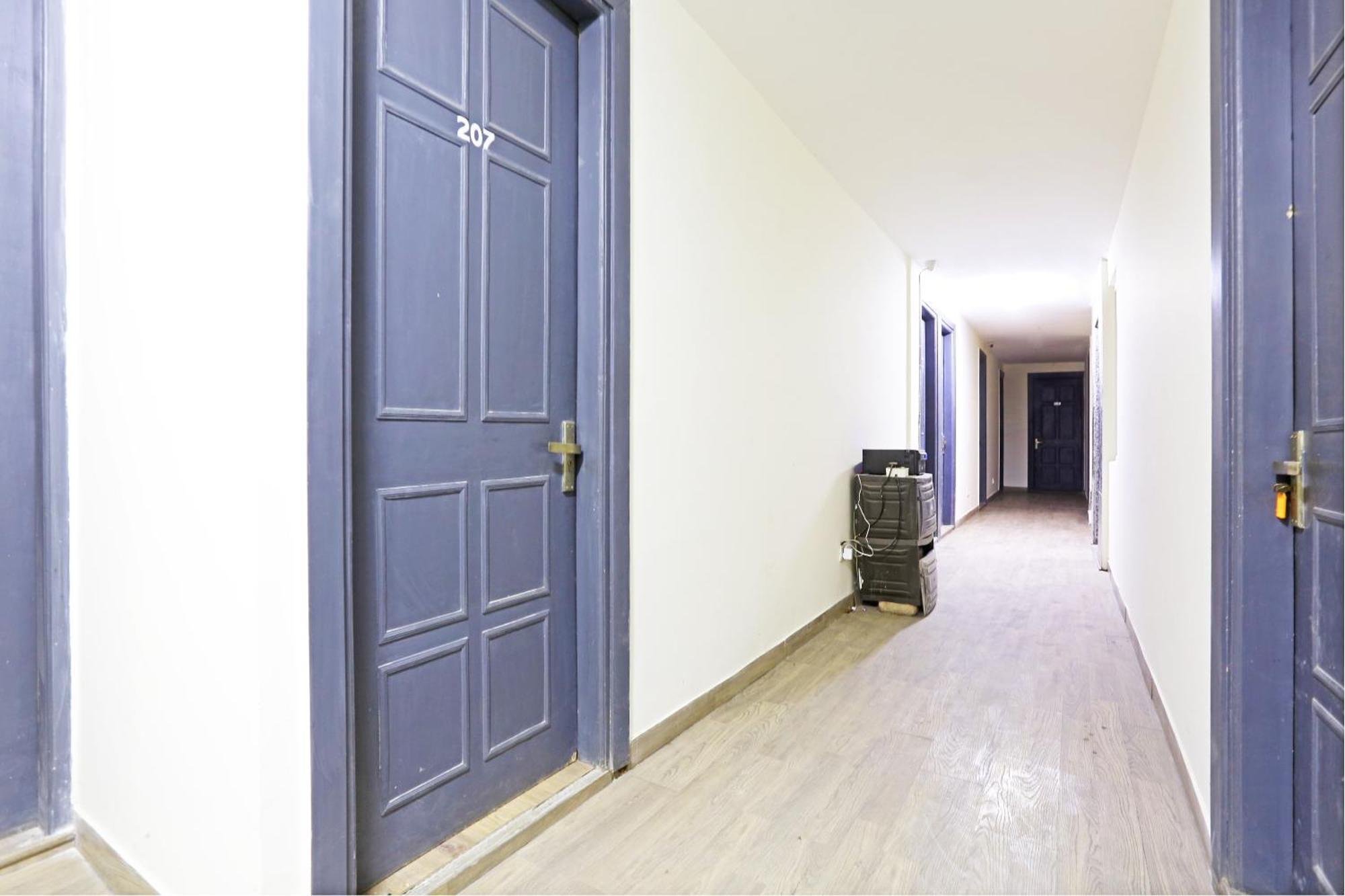 Hotel Twamev Residency Uttam Nagar Couple Friendly Delhi  Exteriör bild