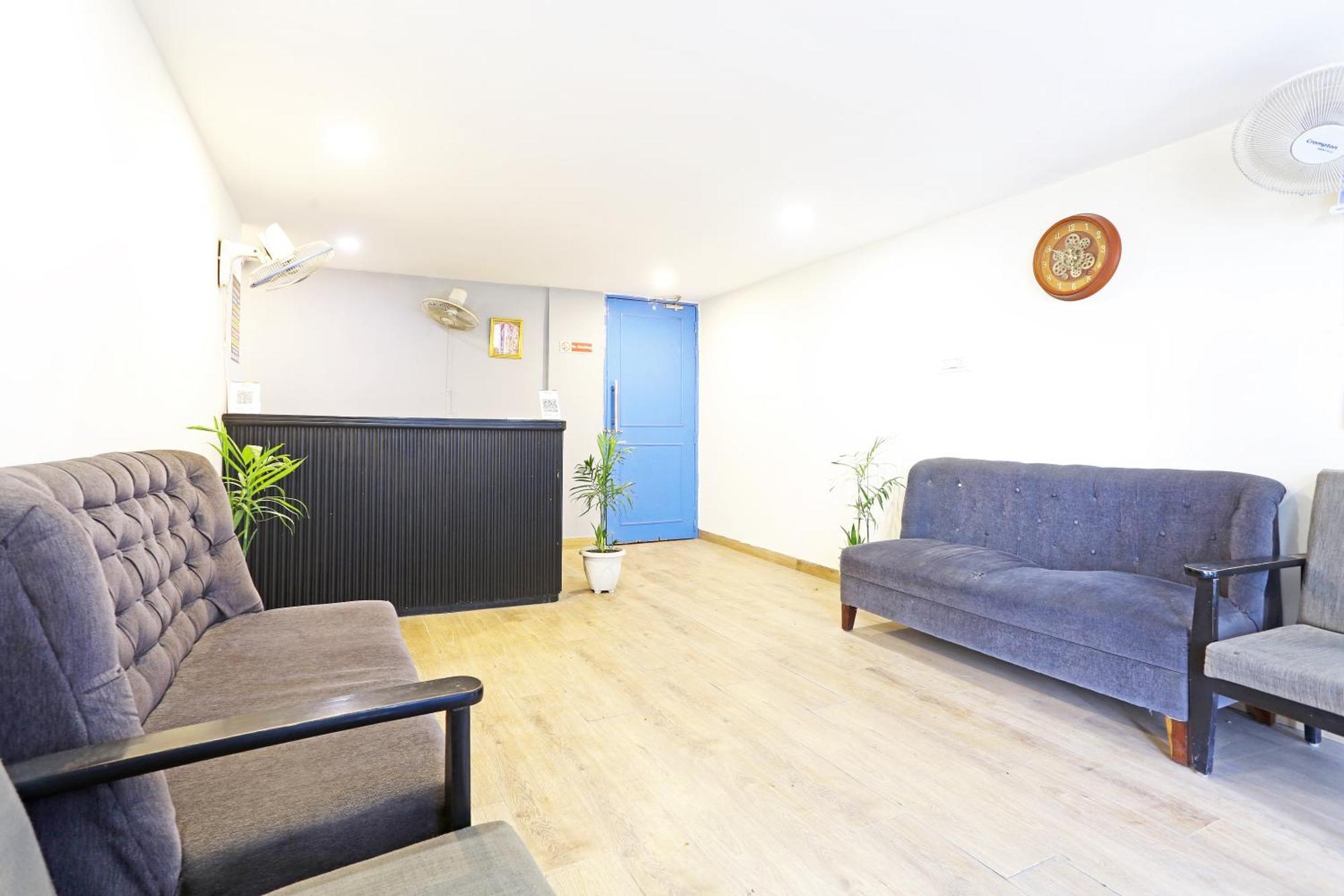 Hotel Twamev Residency Uttam Nagar Couple Friendly Delhi  Exteriör bild