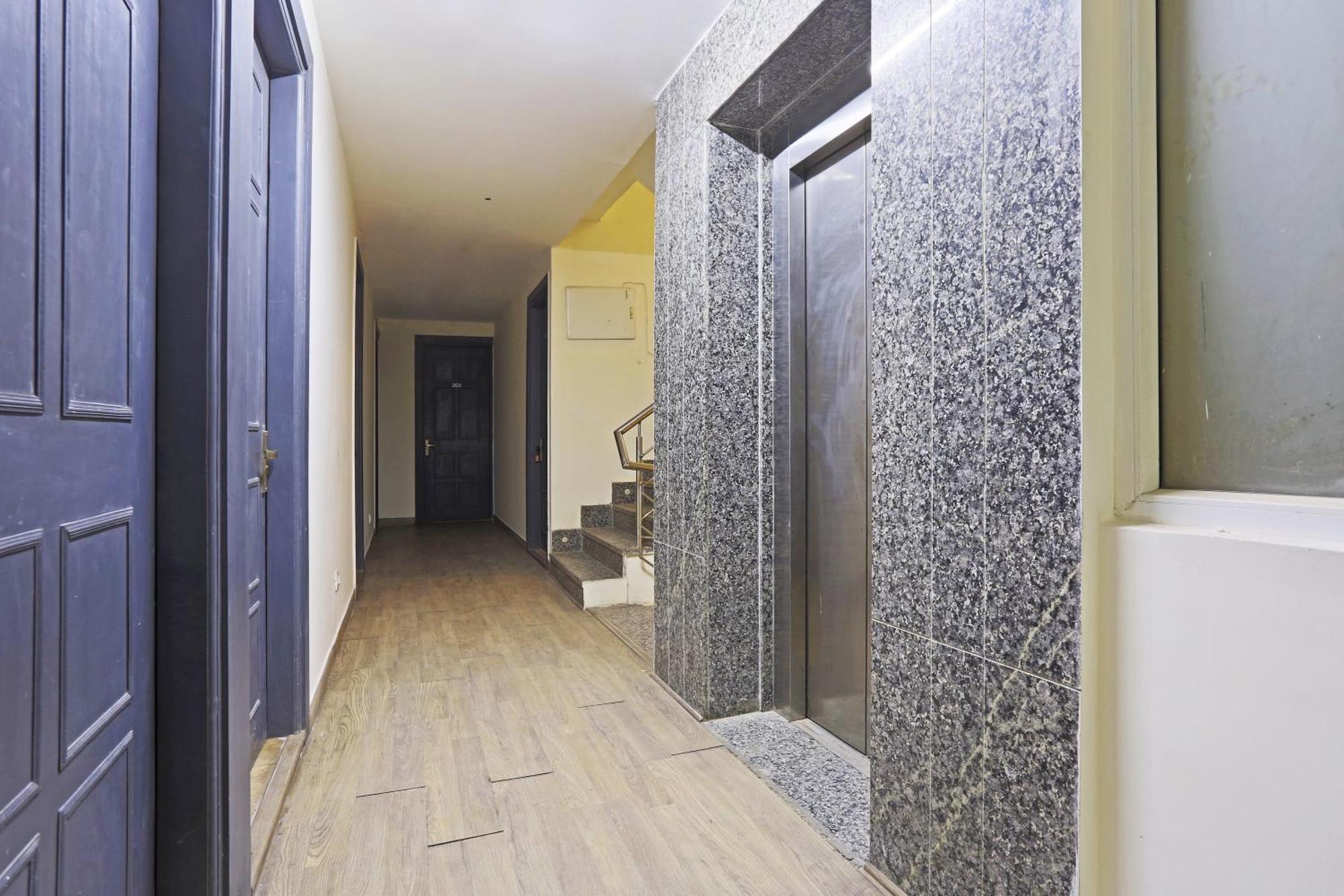 Hotel Twamev Residency Uttam Nagar Couple Friendly Delhi  Exteriör bild