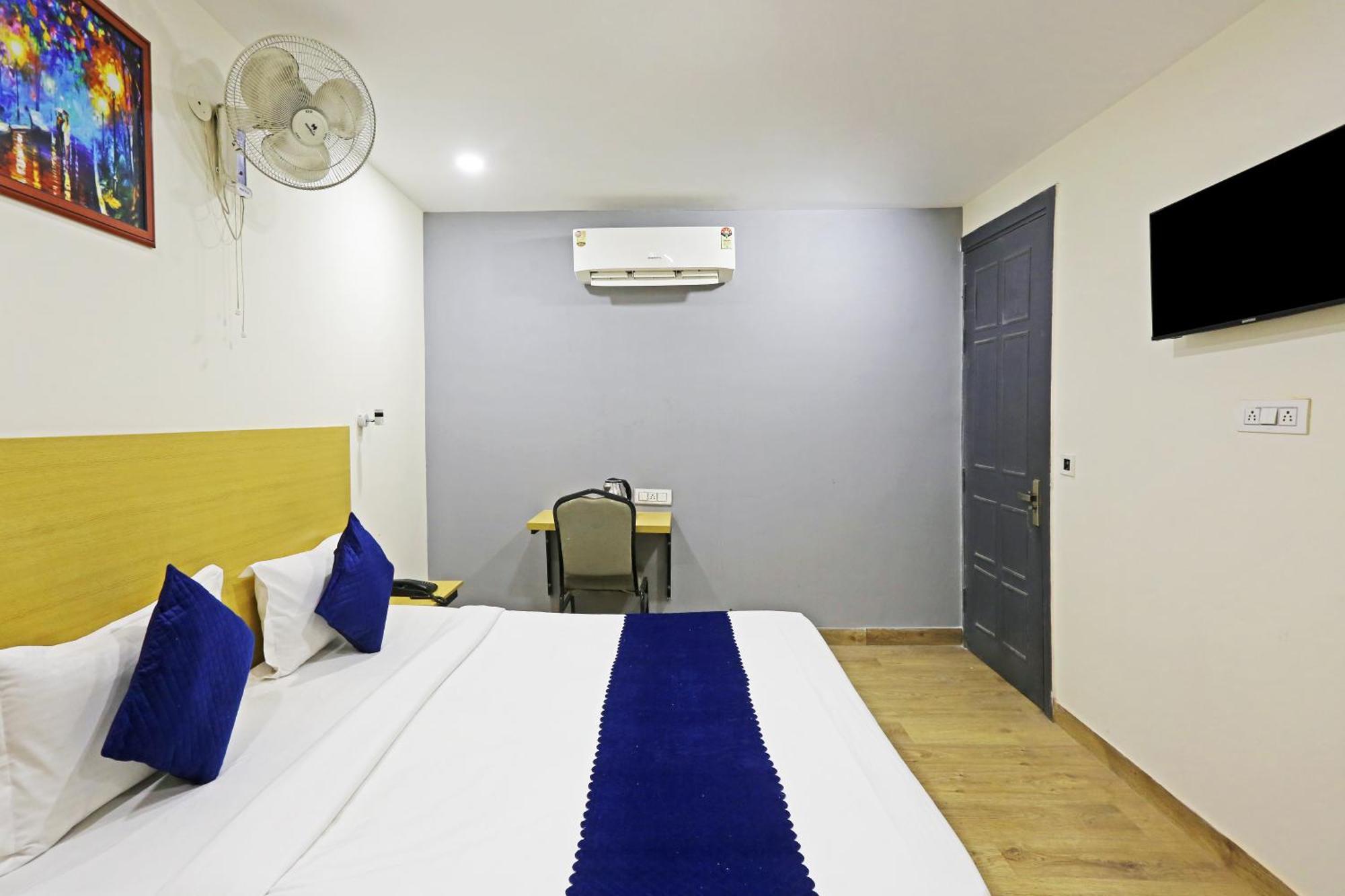Hotel Twamev Residency Uttam Nagar Couple Friendly Delhi  Exteriör bild